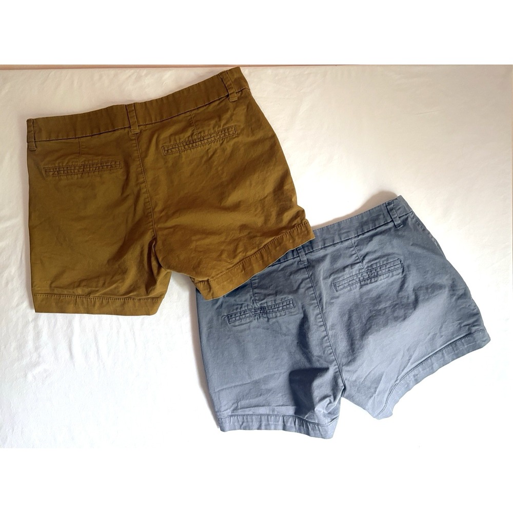 Old Navy Everyday Women's Shorts Sz 8 Brown & Gray LOT OF 2 Pockets Zip Button - Picture 2 of 13